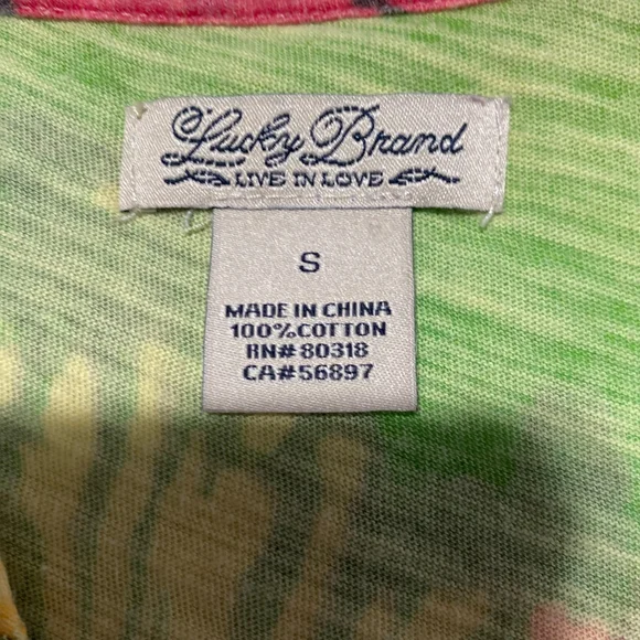 Lucky Brand woman’s Short Sleeve Tee S Green Pink Floral - Picture 2 of 4